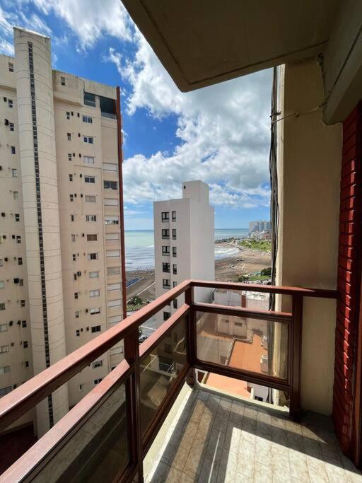 Dos Ambientes Vista Al Mar Apartment *